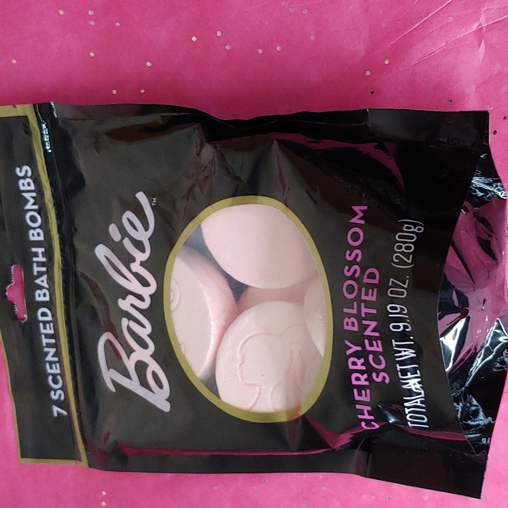 Barbie Bath Bombs Pink Sparkle Cherry 🍒 🛁 Real Bath Bombs Bathtub Fun 🛁 🆕